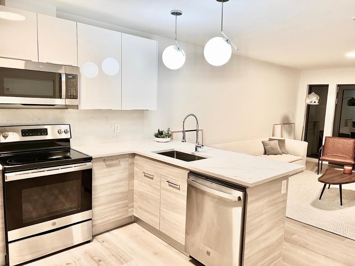 Modern 2 Bed Furnished Apartment In Quincy Eksteriør billede