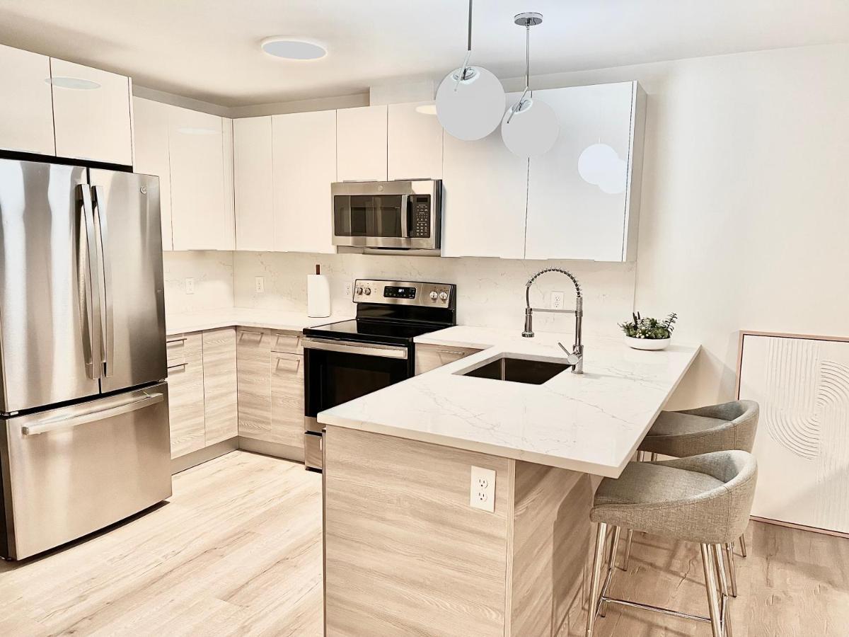 Modern 2 Bed Furnished Apartment In Quincy Eksteriør billede