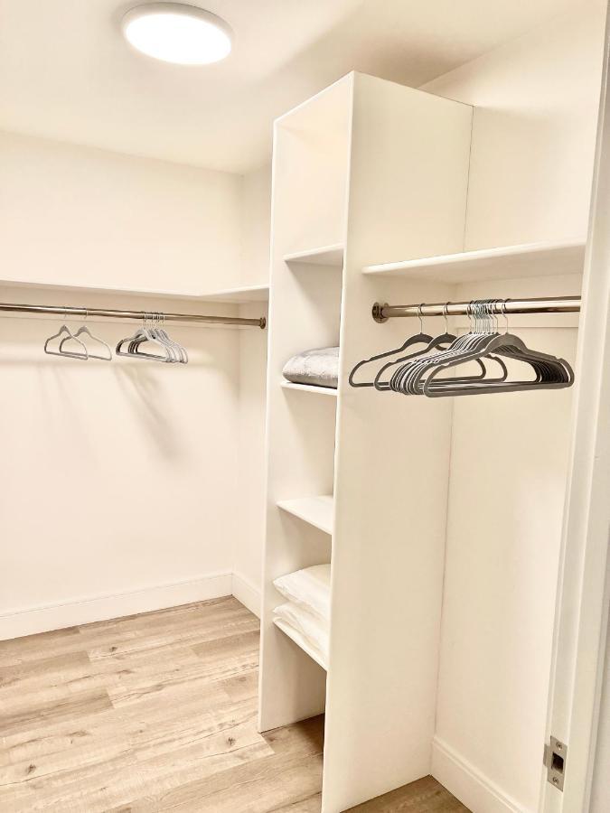 Modern 2 Bed Furnished Apartment In Quincy Eksteriør billede